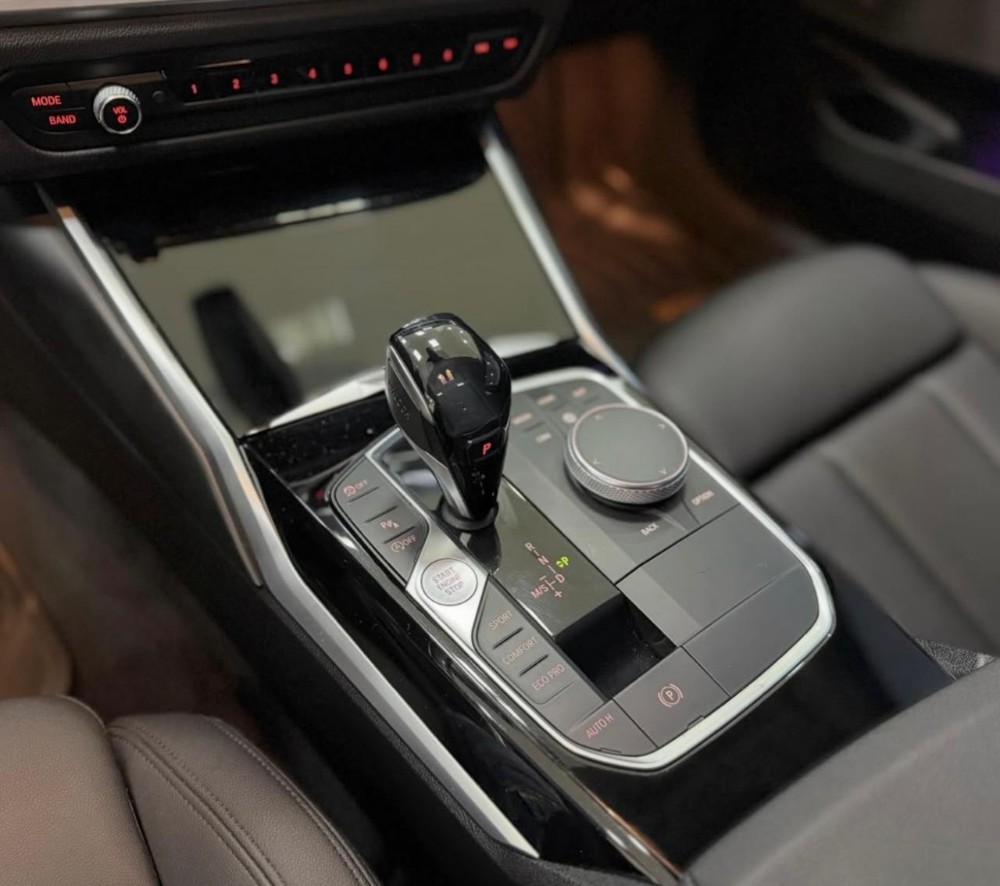 BMW Serie 3 M Sport — foto 10